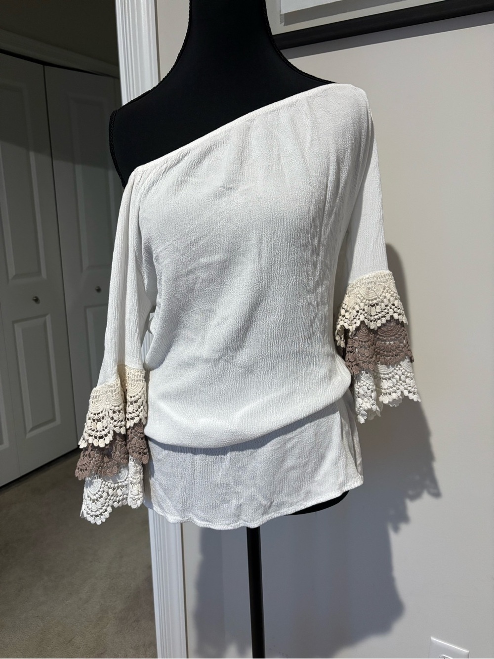 Umgee White Off-Shoulder Blouse with Crochet Bell Sleeves in Taupe Trim